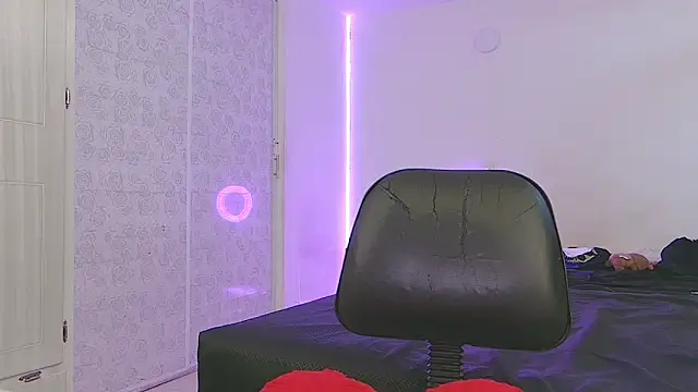 Lucy Fer5 online show from 5, 2, 2026