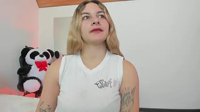 AtheneaRossi online show from 23, 1, 2025