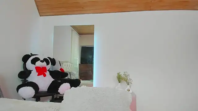 AtheneaRossi online show from 13, 3, 2025