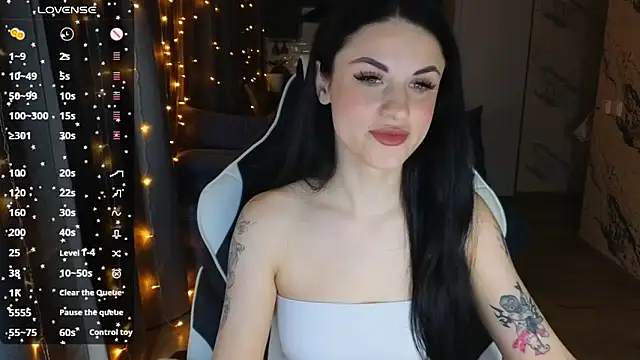 Mary   Moore online show from 11, 3, 2025