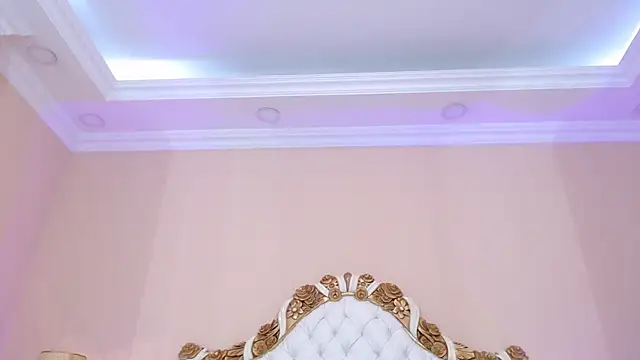 AdelinaVans online show from 9, 9, 2025