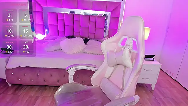 Aliciia cute1 online show from 6, 3, 2025