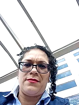 Aliciia cute1 online show from 19, 12, 2025