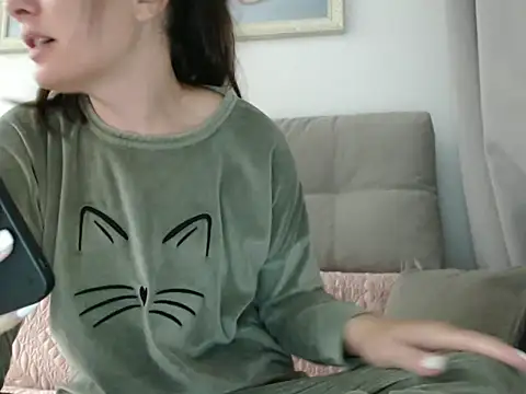  JustmeHere  online show from 8, 9, 2025