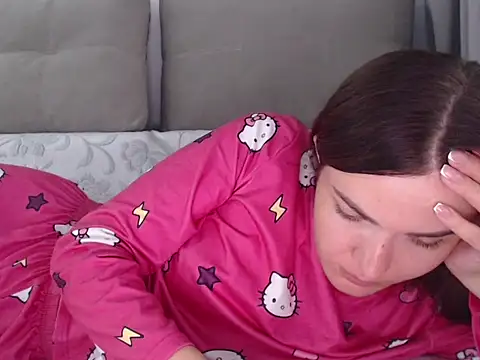  JustmeHere  online show from 3, 10, 2025