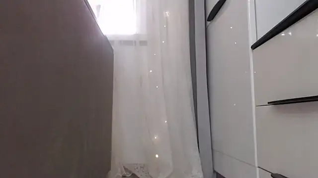  JustmeHere  online show from 9, 11, 2025