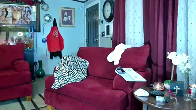 Lisalovely6981 online show from 5, 2, 2026