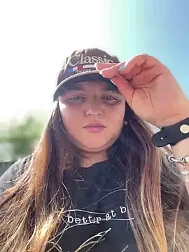 SweetPaige  online show from 27, 3, 2026