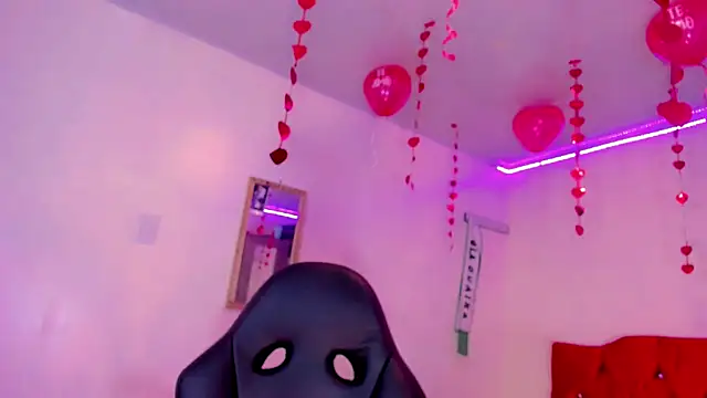 naomy  xx online show from 21, 2, 2025