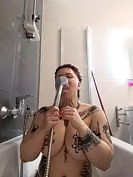 divine eve online show from 18, 4, 2026