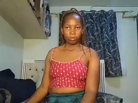 Petitiebooty online show from 25, 1, 2025