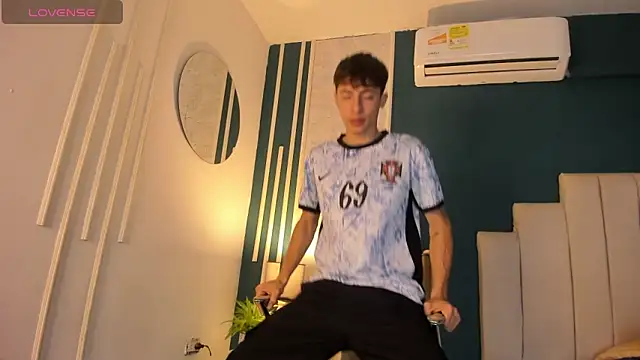 AlessandroDybala online show from 26, 1, 2025