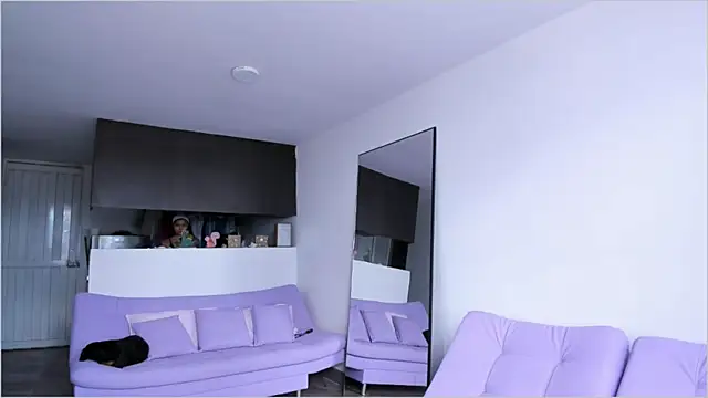 Snapshot of Lauren_A chatting on 15, 9, 2025 Lauren A online show from 15, 9, 2025