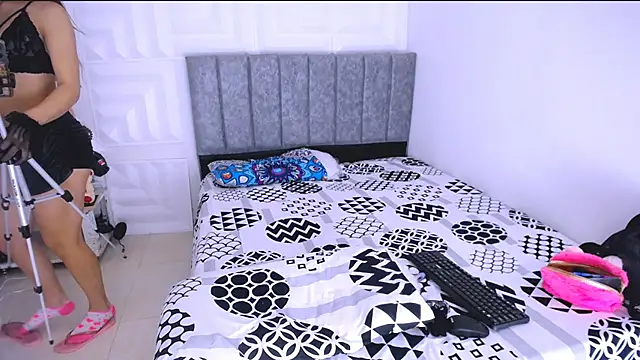 Snapshot of nataly_red chatting on 25, 2, 2025 nataly red online show from 25, 2, 2025