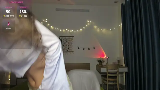 Snapshot of KatyxGold chatting on 3, 7, 2026 KatyxGold online show from 3, 7, 2026