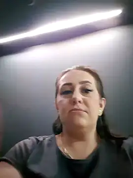 AvaLloyd online show from 13, 2, 2025