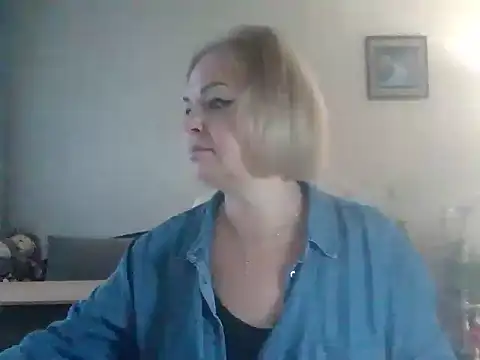 Snapshot of SofiyaPetrova chatting on 14, 10, 2025 SofiyaPetrova online show from 14, 10, 2025