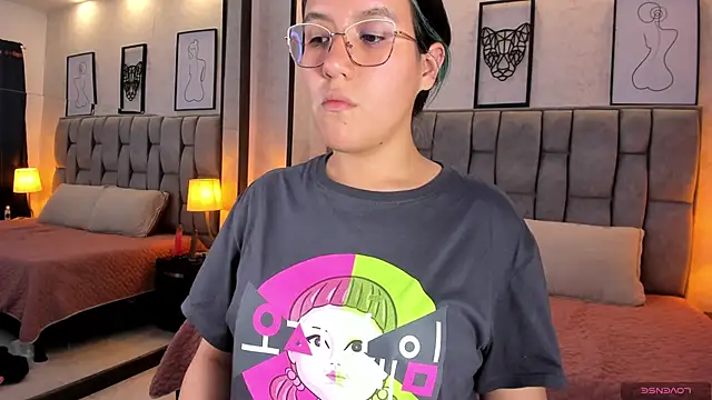 sweet--emily online show from 27, 12, 2024