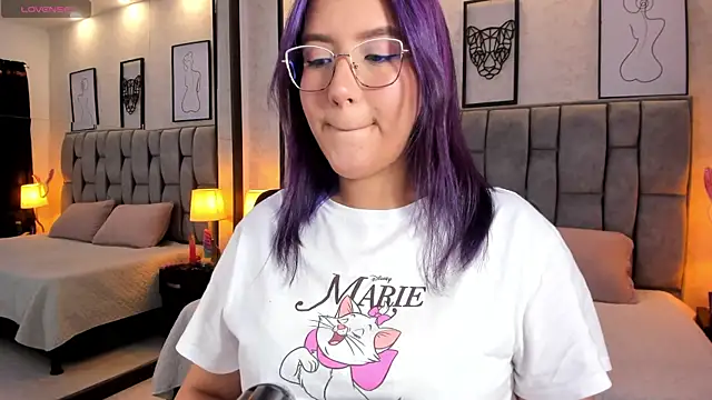 sweet--emily online show from 31, 1, 2025