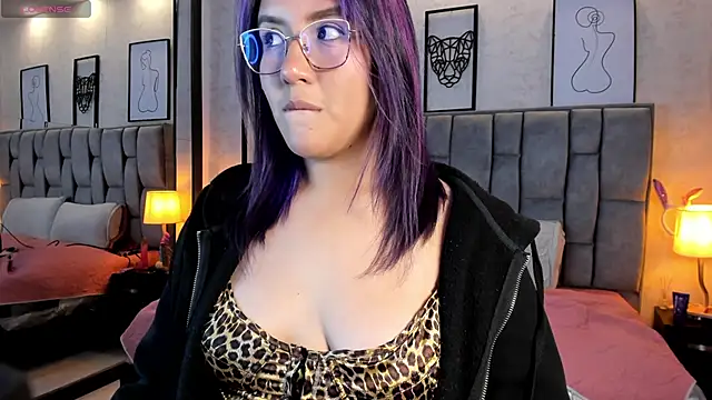 sweet--emily online show from 5, 2, 2025