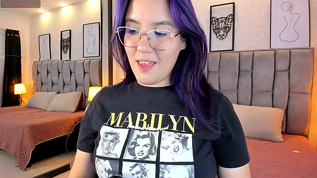 sweet--emily online show from 9, 2, 2025