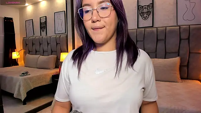 sweet--emily online show from 23, 2, 2025