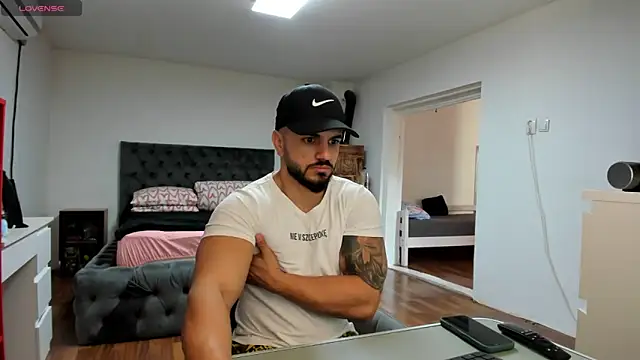 supermanboy94 online show from 3, 11, 2025