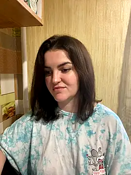 Karolina llove online show from 3, 12, 2024