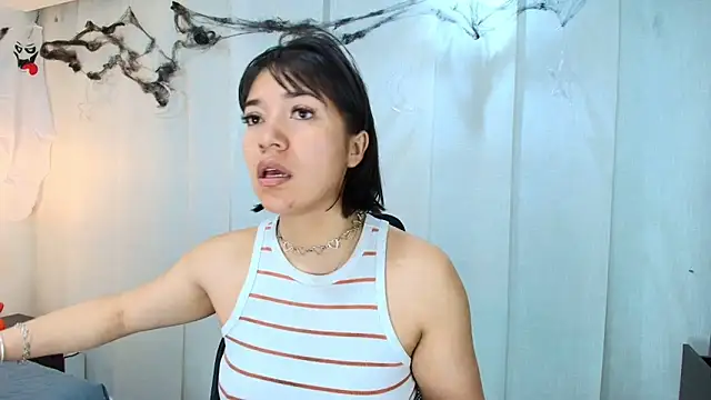 Snapshot of lina_bedoya_ chatting on 29, 10, 2025 lina bedoya online show from 29, 10, 2025