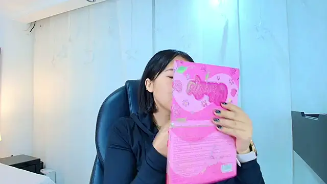 Snapshot of lina_bedoya_ chatting on 29, 11, 2025 lina bedoya online show from 29, 11, 2025