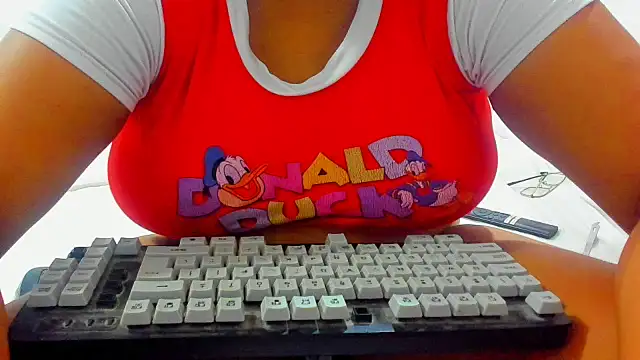 Snapshot of Kika_teem chatting on 9, 6, 2026 Kika teem online show from 9, 6, 2026