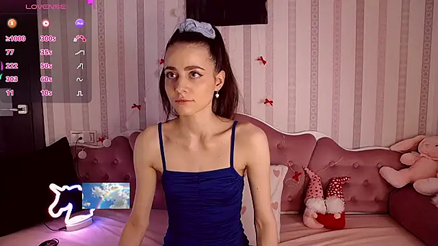 Snapshot of AliceNikke chatting on 24, 2, 2025 AliceNikke online show from 24, 2, 2025