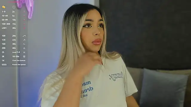 Snapshot of Addison_baker chatting on 3, 2, 2025 Addison baker online show from 3, 2, 2025