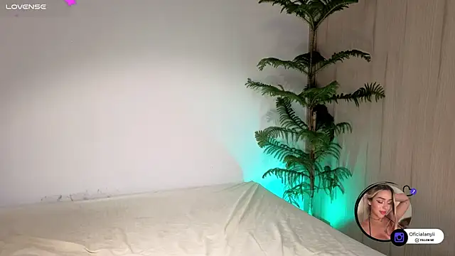 Snapshot of Addison_baker chatting on 27, 11, 2025 Addison baker online show from 27, 11, 2025