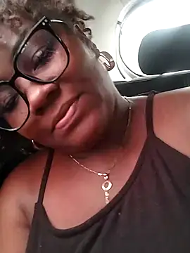 kaorysquirt online show from 10, 10, 2025