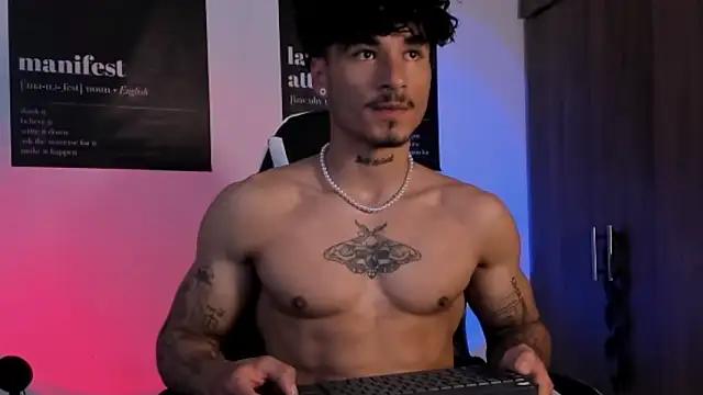 Snapshot of Thomas_Fit1 chatting on 24, 2, 2026 Thomas Fit1 online show from 24, 2, 2026