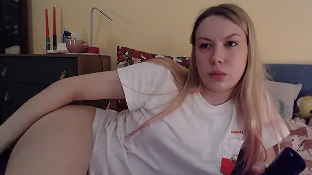 Snapshot of Scarlettford chatting on 19, 12, 2024 Scarlettford online show from 19, 12, 2024