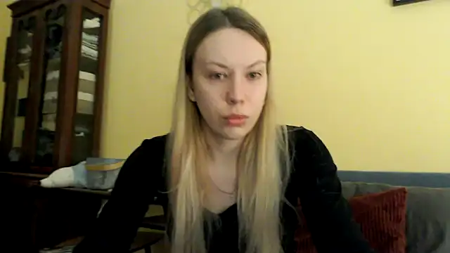 Snapshot of Scarlettford chatting on 2, 2, 2025 Scarlettford online show from 2, 2, 2025