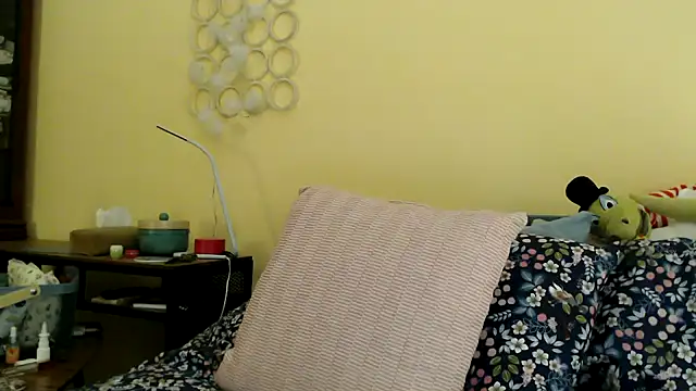 Snapshot of Scarlettford chatting on 5, 3, 2025 Scarlettford online show from 5, 3, 2025