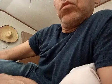 Xoc8  online show from 27, 11, 2025