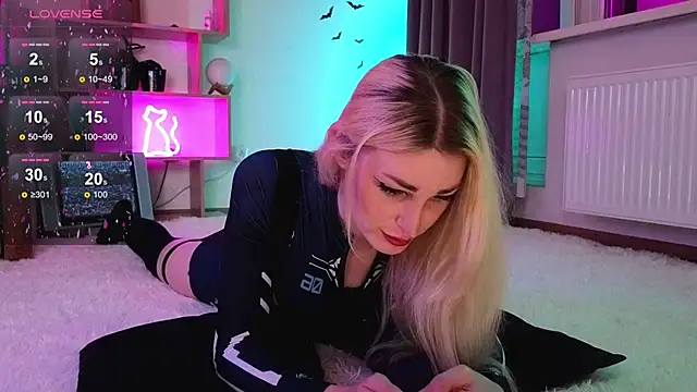 Inchcaser  online show from 26, 10, 2025