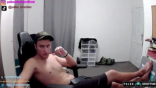 Snapshot of PKrisztian chatting on 1, 12, 2025 PKrisztian online show from 1, 12, 2025
