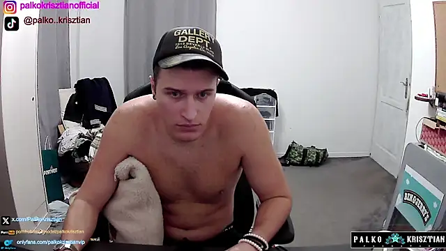 Snapshot of PKrisztian chatting on 2, 12, 2025 PKrisztian online show from 2, 12, 2025