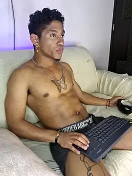 Palo santo online show from 25, 5, 2026