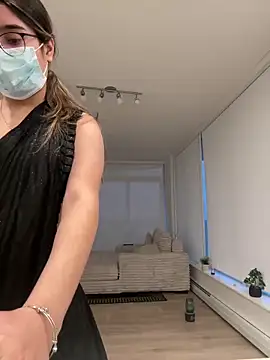 jAsMinE678 online show from 9, 12, 2024