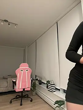 jAsMinE678 online show from 29, 1, 2025