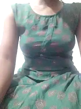 Snapshot of rituporna2004 chatting on 4, 1, 2025 rituporna2004 online show from 4, 1, 2025