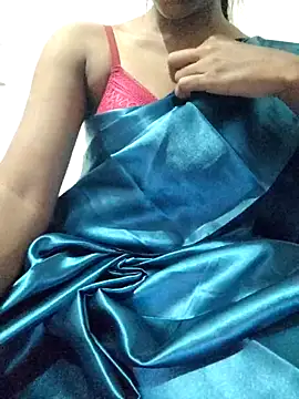 Snapshot of rituporna2004 chatting on 9, 9, 2025 rituporna2004 online show from 9, 9, 2025