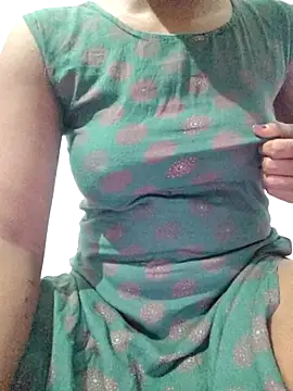 Snapshot of rituporna2004 chatting on 14, 10, 2025 rituporna2004 online show from 14, 10, 2025