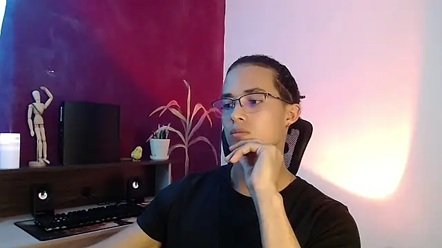 alejo x3 online show from 14, 3, 2025